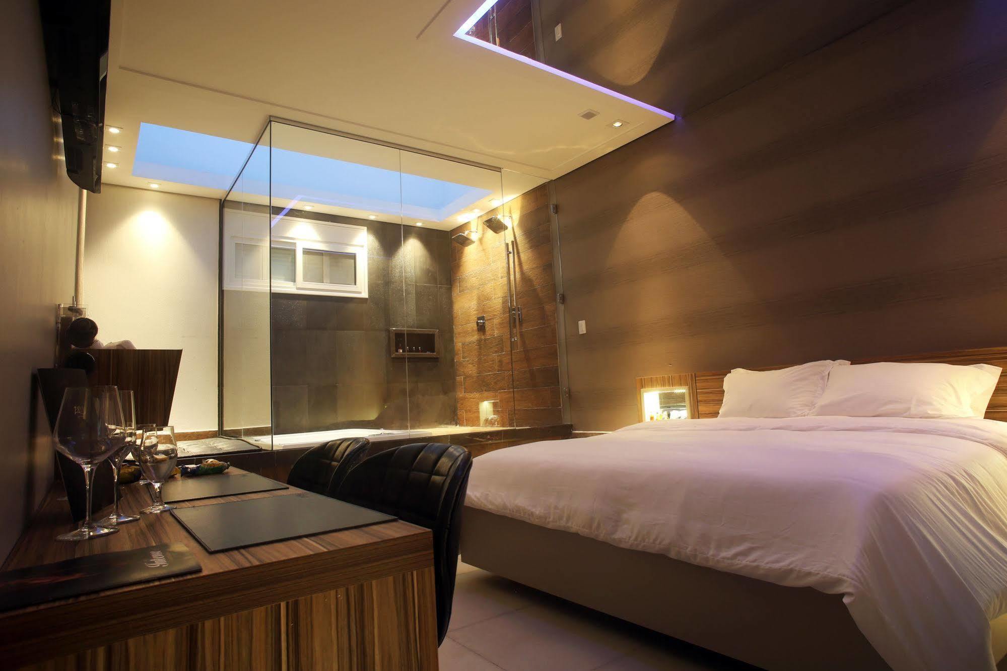 Zaya Motel Premium (Adults Only) Florianópolis Екстериор снимка